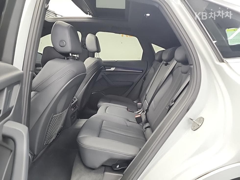 Ауди The New Q5(FY)40 Турбо Дизел Инжекция quattro Sportback Premium - 12