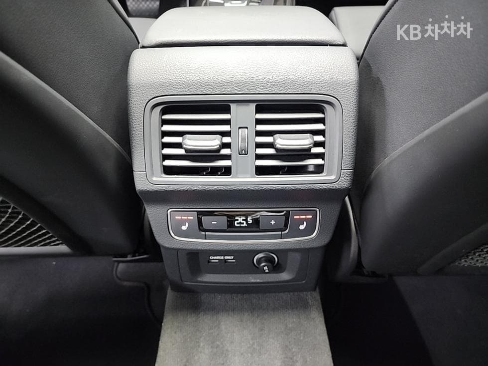 Ауди The New Q5(FY)40 Турбо Дизел Инжекция quattro Sportback Premium - 13