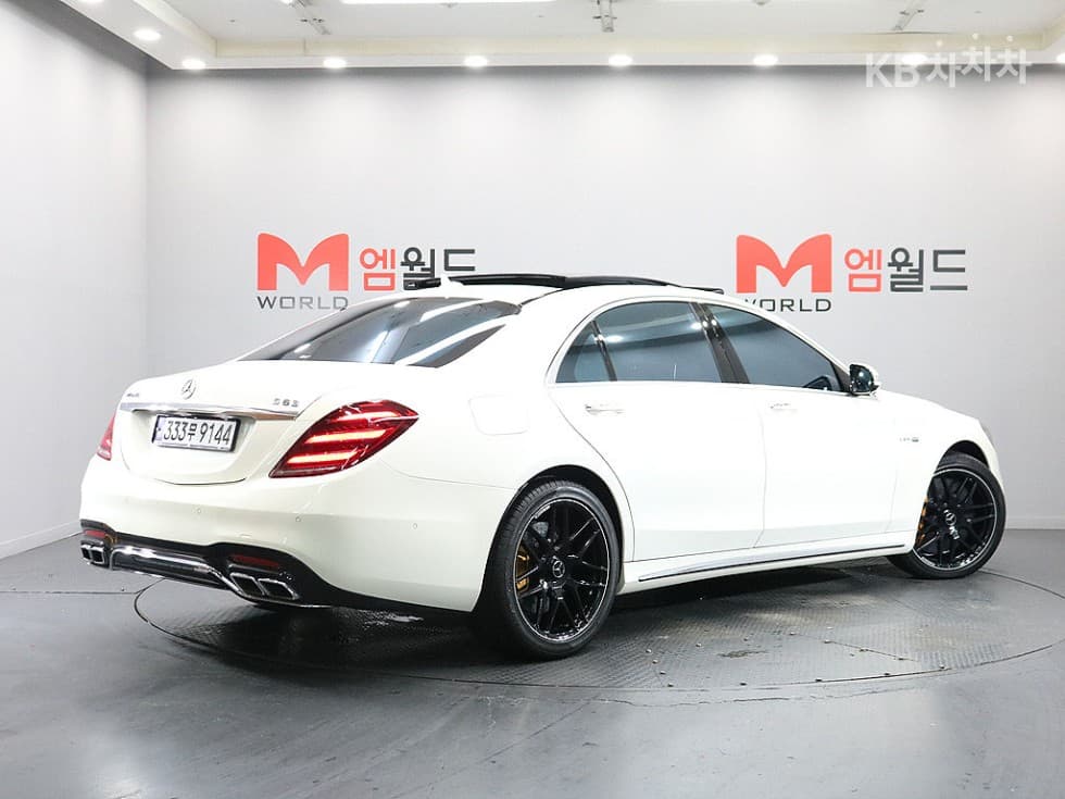 Mercedes-Benz Нов S-КласS63 AMG 4MATIC+L - 3