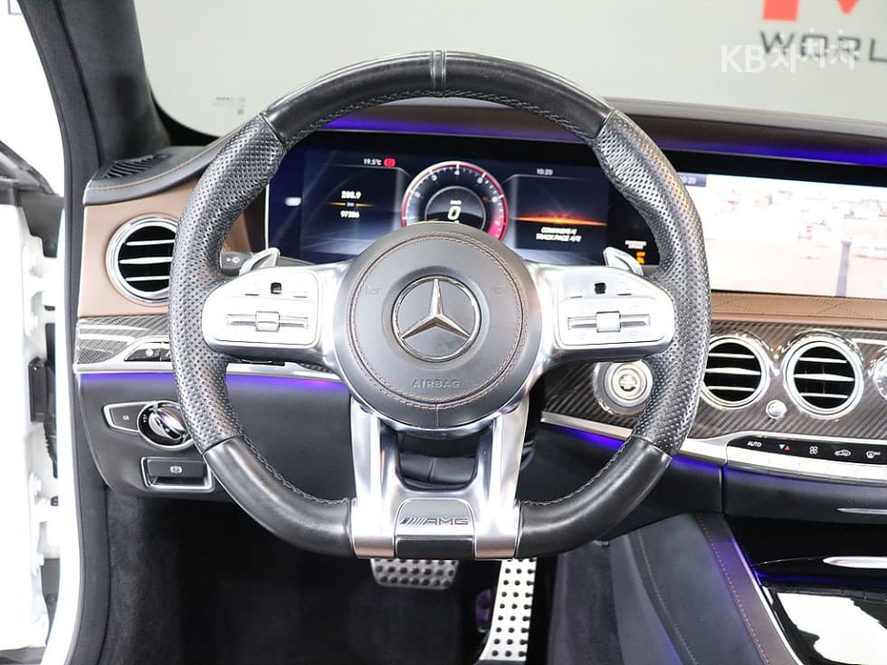 Mercedes-Benz Нов S-КласS63 AMG 4MATIC+L - 14