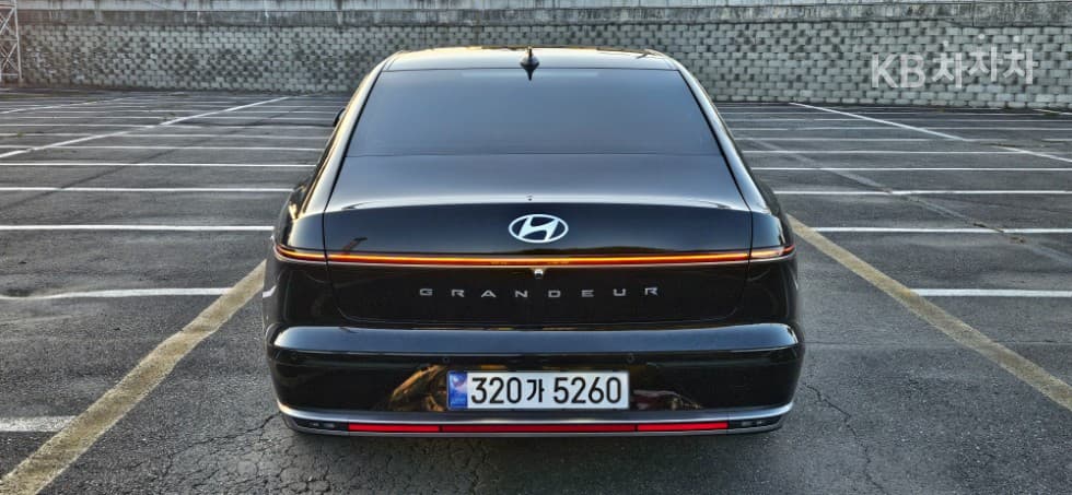 Хюндай Ди Всеново Grandeur (Azera) Хибрид1.6 Турбо Бензин Exclusive - 4