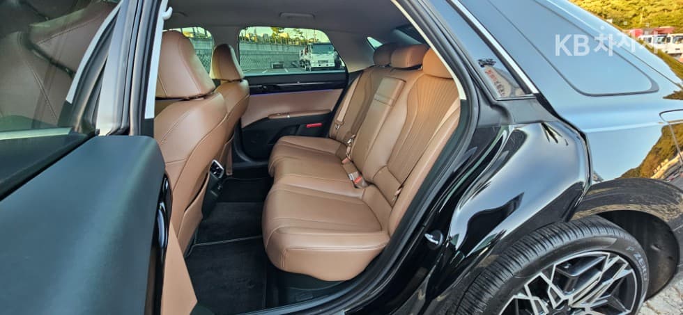 Хюндай Ди Всеново Grandeur (Azera) Хибрид1.6 Турбо Бензин Exclusive - 10