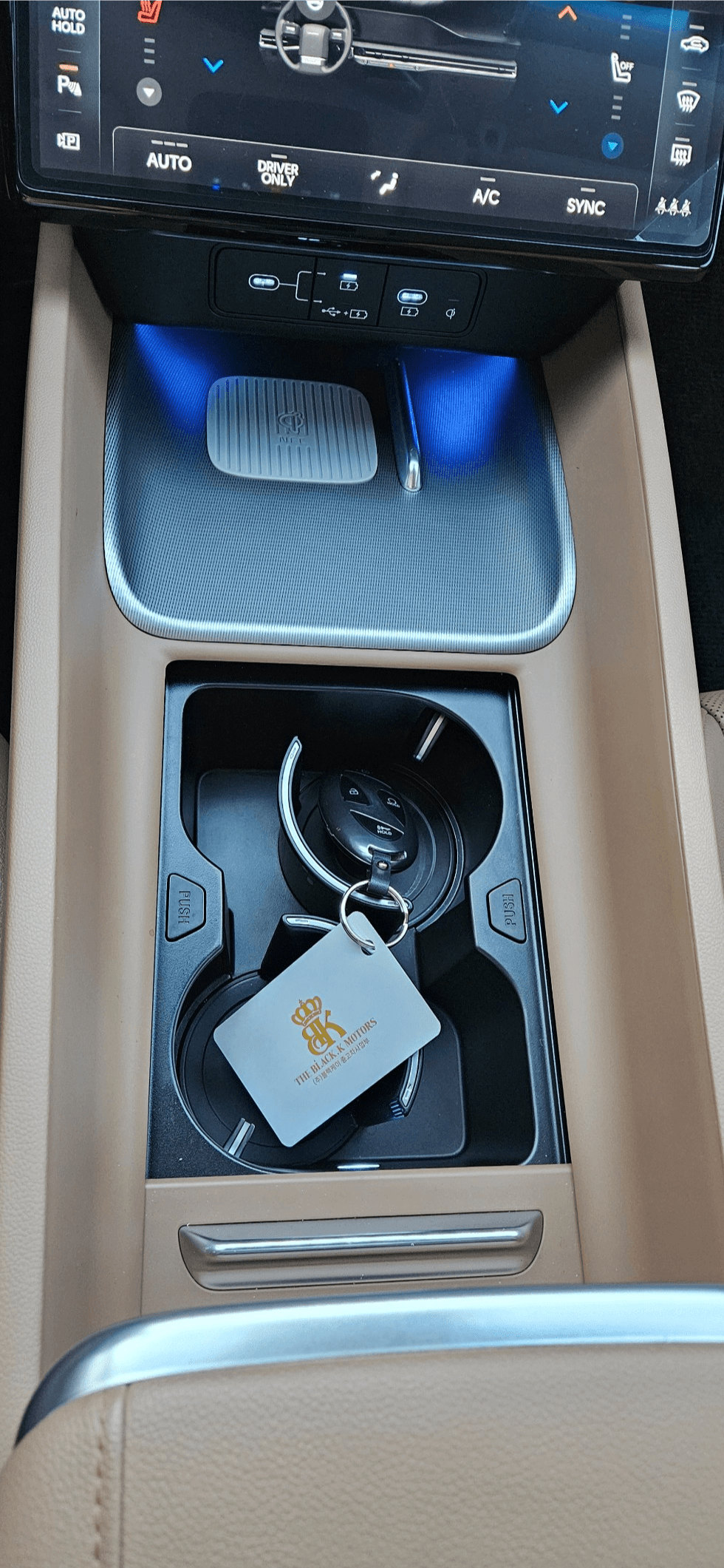 Хюндай Ди Всеново Grandeur (Azera) Хибрид1.6 Турбо Бензин Exclusive - 19