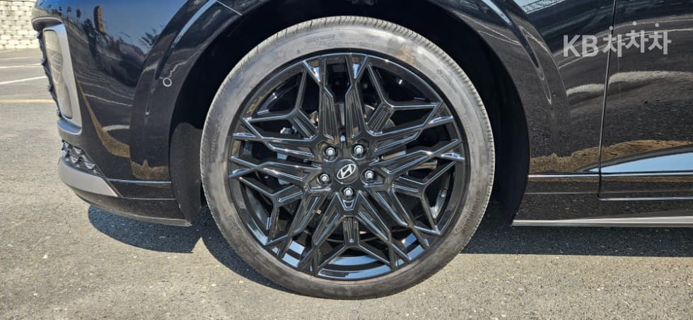 Хюндай Ди Всеново Grandeur (Azera) Хибрид1.6 Турбо Бензин Exclusive - 24