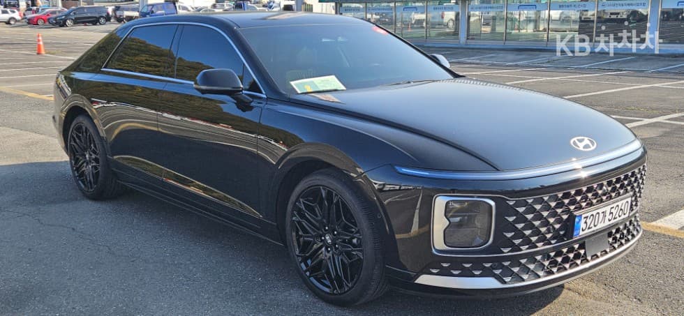 Хюндай Ди Всеново Grandeur (Azera) Хибрид1.6 Турбо Бензин Exclusive - 3