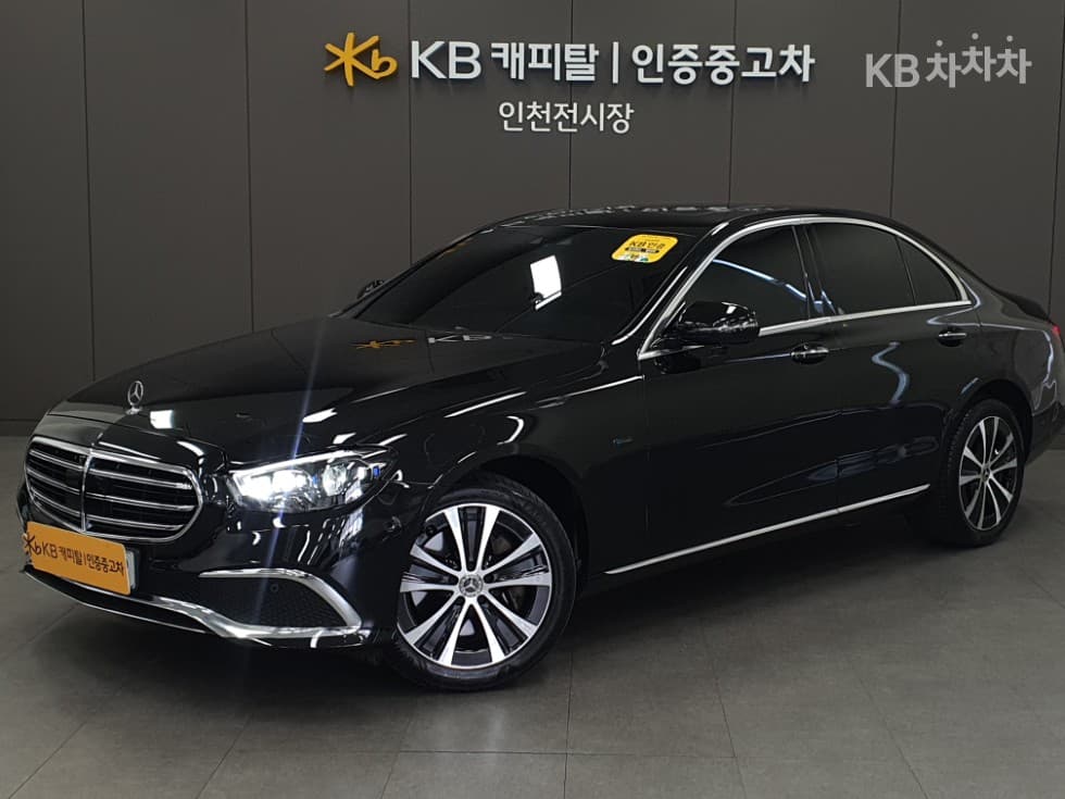 Mercedes-Benz E-Клас (W213) E300e 4MATIC Exclusive - Image 1