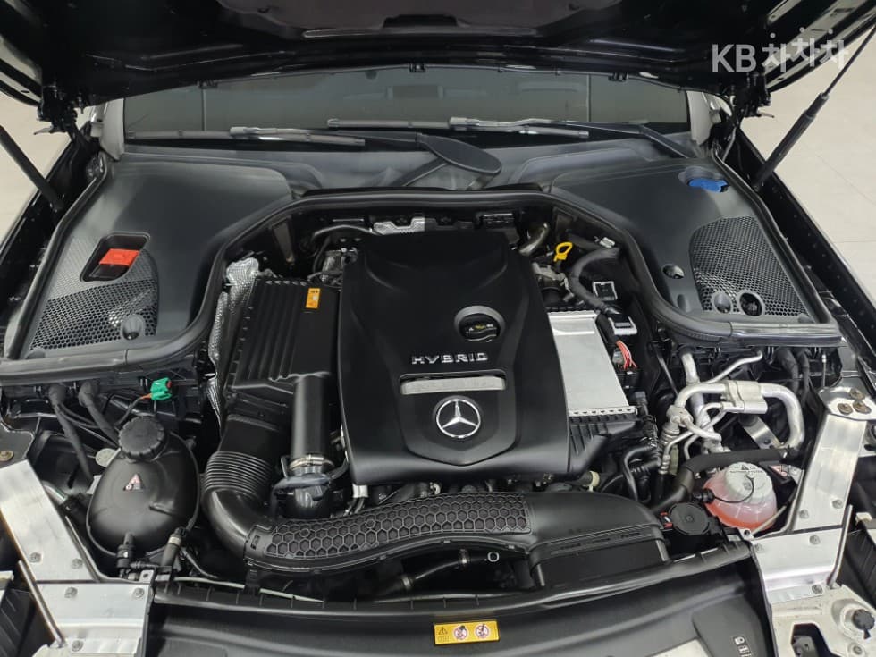 Mercedes-Benz E-Клас (W213)E300e 4MATIC Exclusive - 5