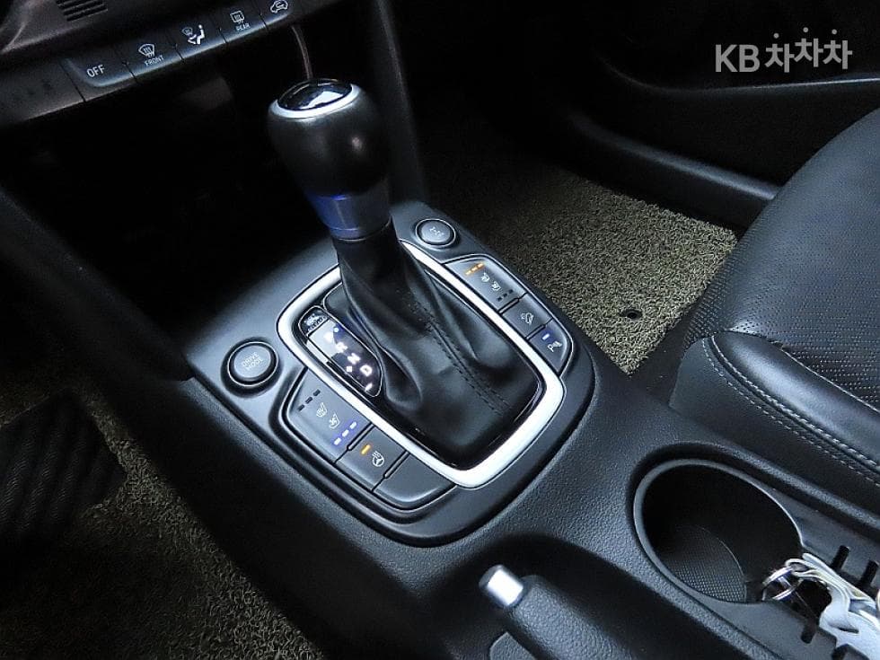 Хюндай Kona1.6 Турбо 4x4 Premium - 9