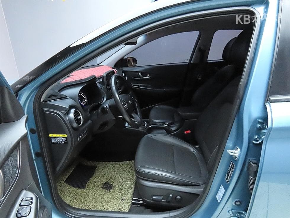 Хюндай Kona1.6 Турбо 4x4 Premium - 10