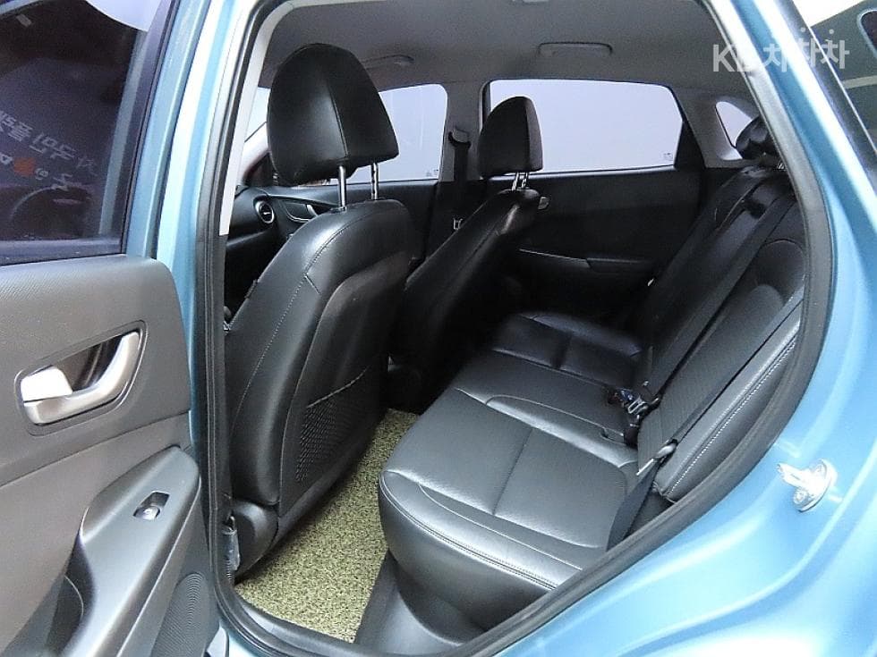 Хюндай Kona1.6 Турбо 4x4 Premium - 11