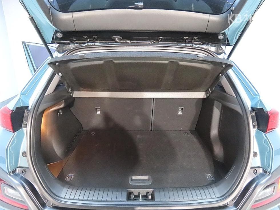 Хюндай Kona1.6 Турбо 4x4 Premium - 19