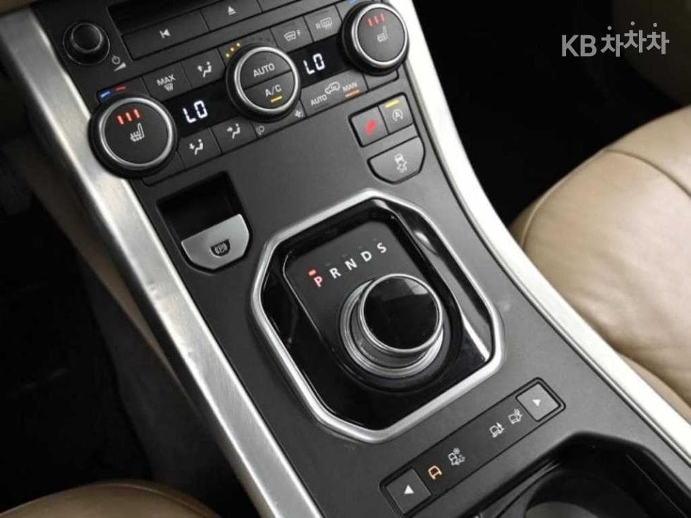 Land Rover Range Rover Евок5-врати 2.0 TD4 SE - 9