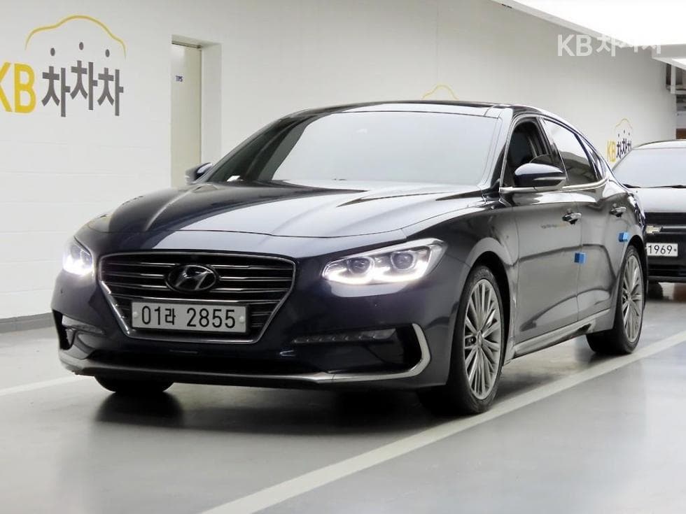 Hyundai Grandeur (Azera)IG 3.0 Exclusive Special (special feature/edition) - Image 1