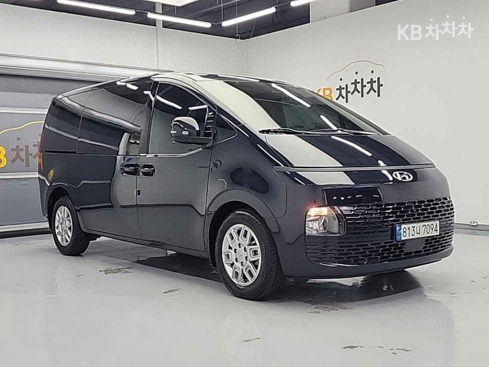 Hyundai Starea Cargo 2.2 Cargo 3 Moderne - Image 4