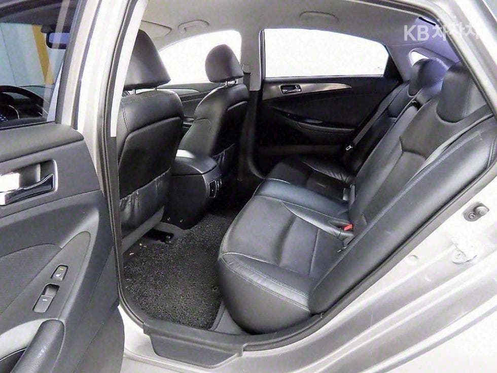 Hyundai Sonata Hybrid2.0 Modern - 6