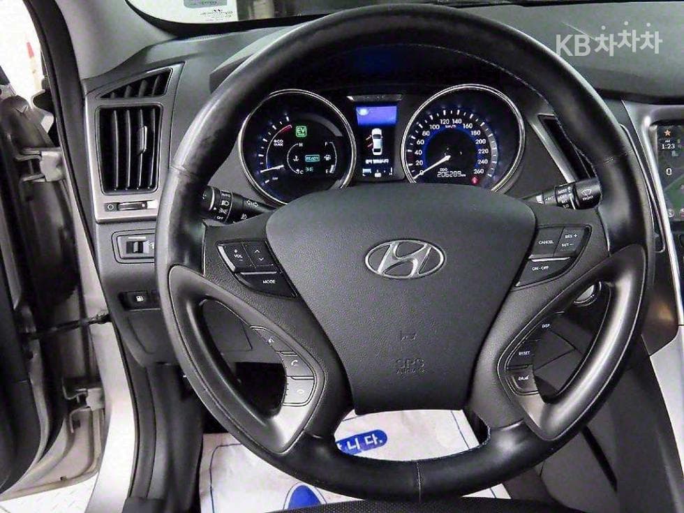Hyundai Sonata Hybrid2.0 Modern - 9