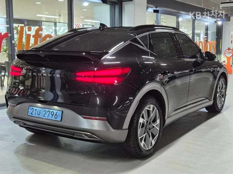 Дженезис GV60Стандартен 2WD Стандартен - 4