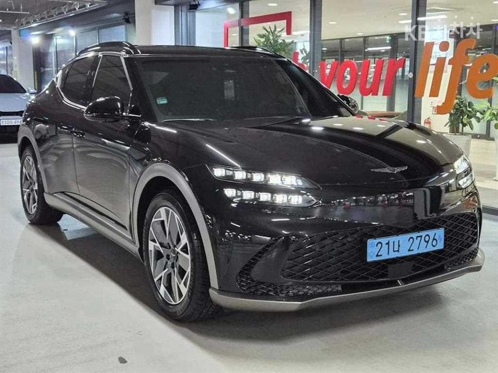 Genesis GV60 Standard 2WD Standard - Image 1