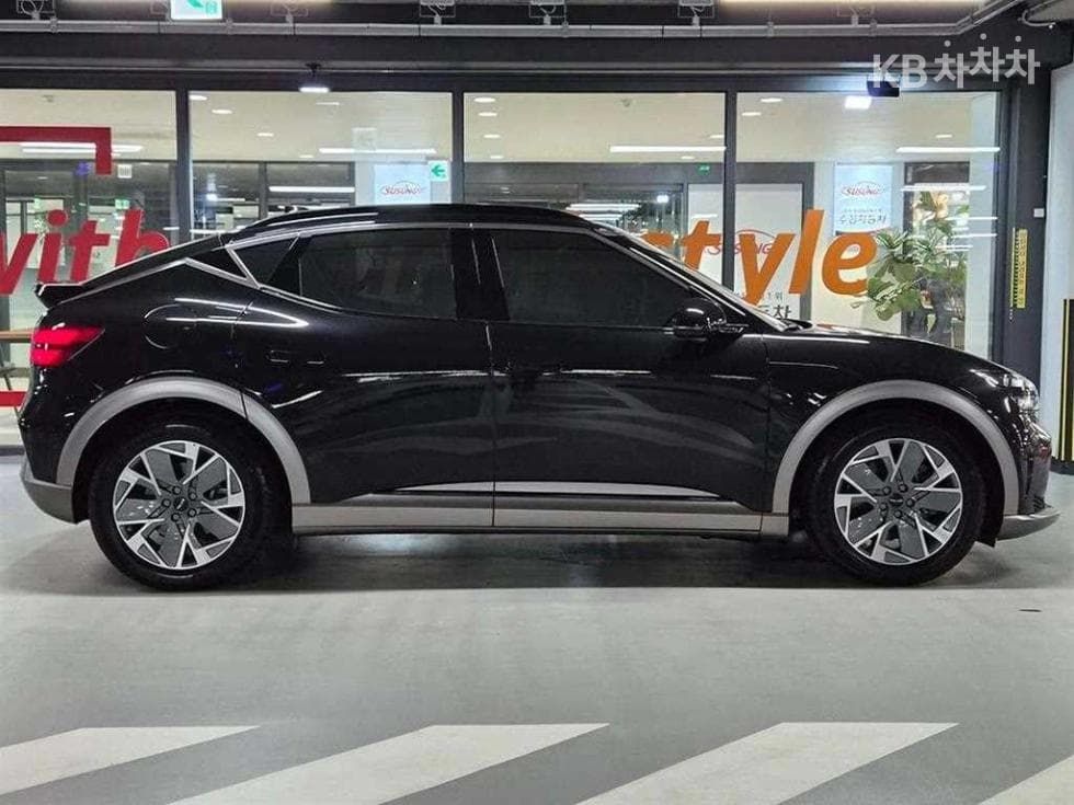 Genesis GV60Standard 2WD Standard - 3