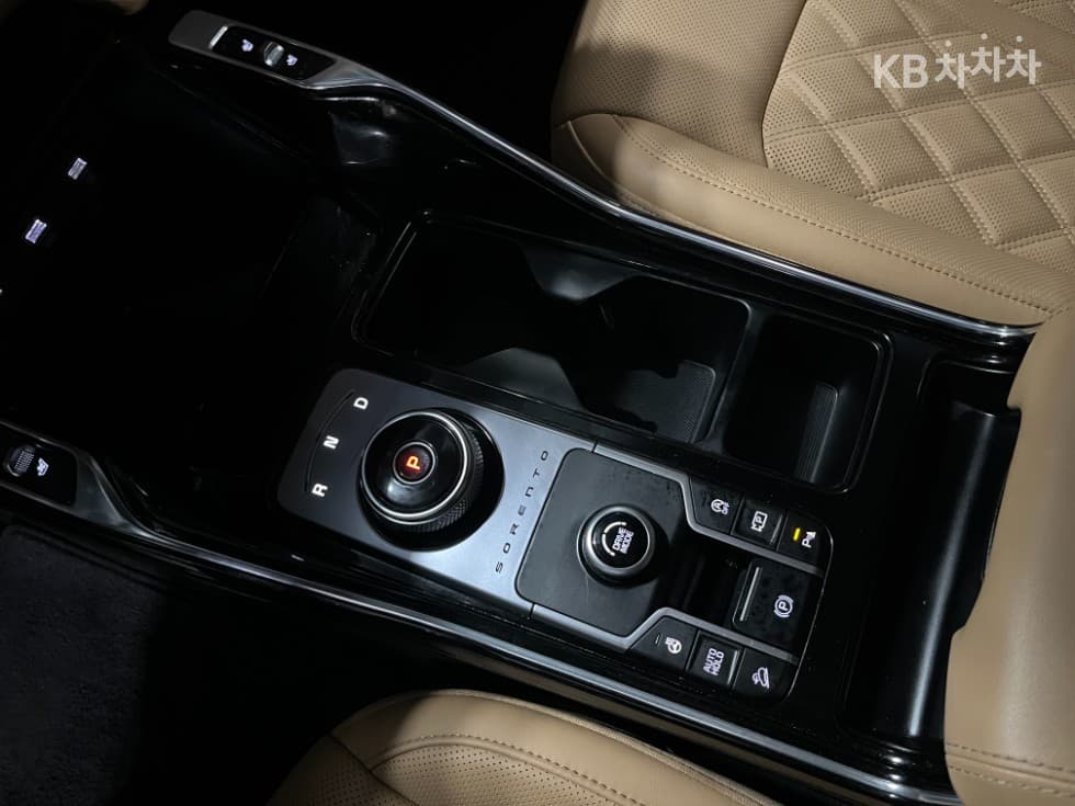 Киа Sorento 4-то поколение2.2 Дизел 2WD Noblesse - 19