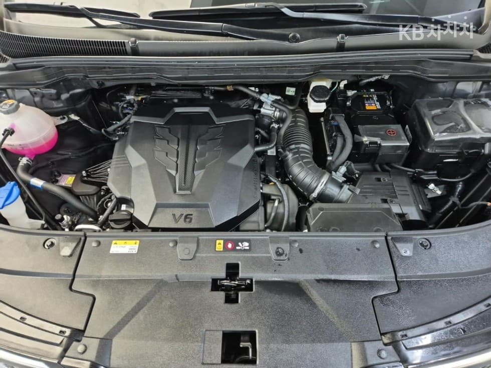 Kia The New (facelift) Carnival 4th generationHigh Limousine (Carnival) G3.5 GDI 9-seater Signature - 5