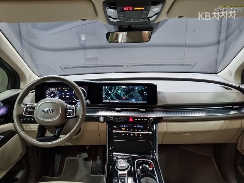 Kia Carnival 4th generationHigh Limousine (Carnival) G3.5 GDI 9-seater Signature - 7