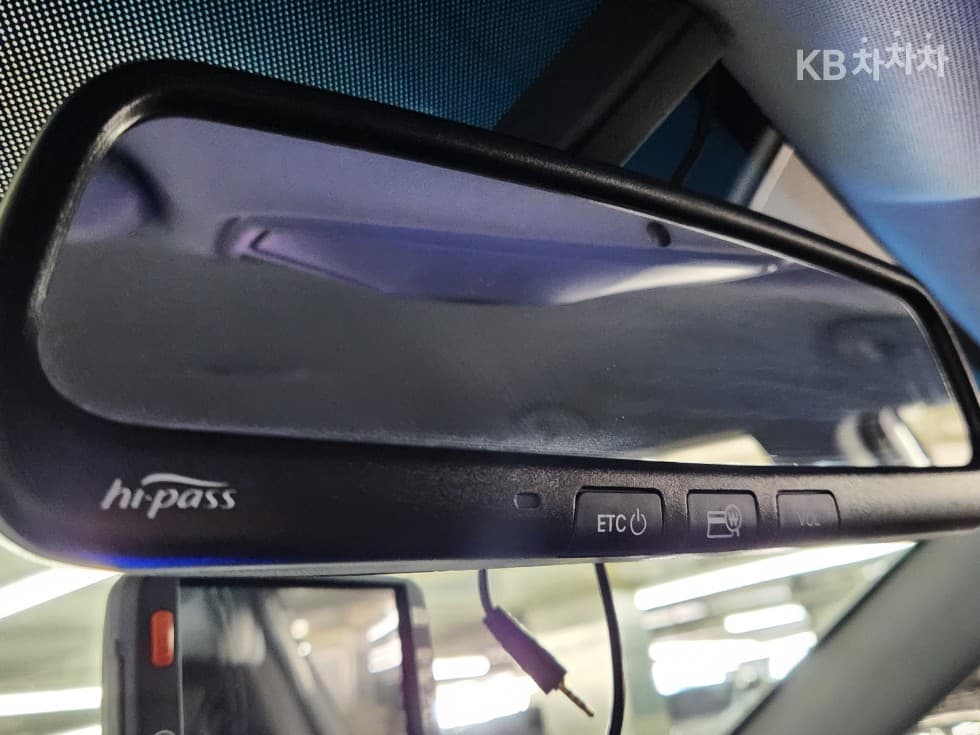 Хюндай Санта Фе DMХонда R-двигател 2.0 дизел 2WD PREMIUM Стандартен - 9