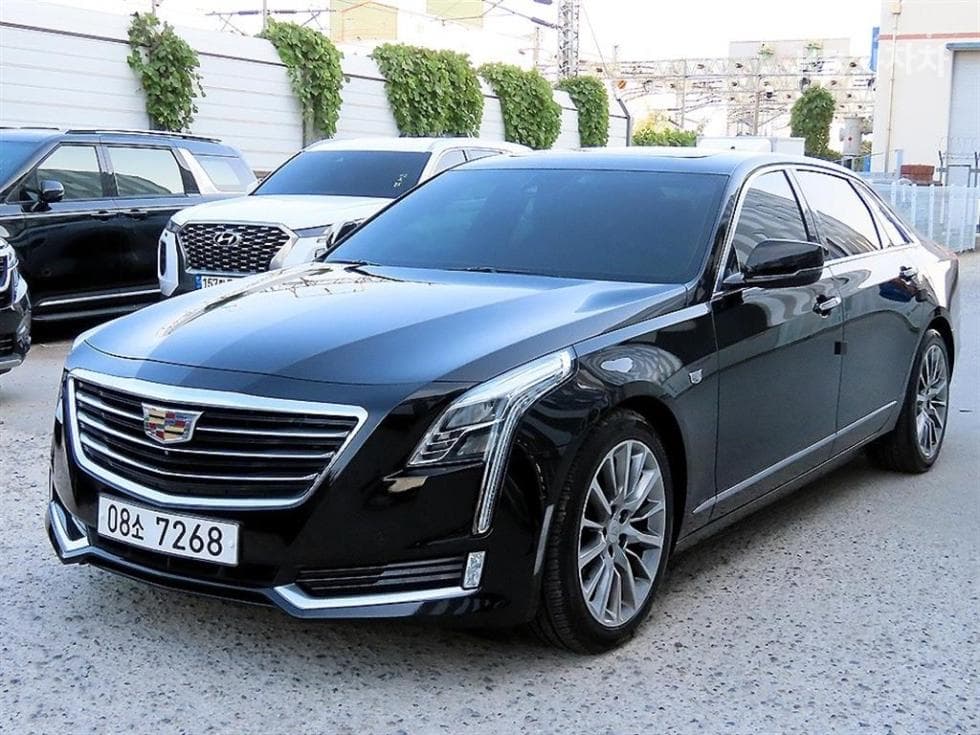캐딜락 CT6 3.6 Premium AWD - Image 1