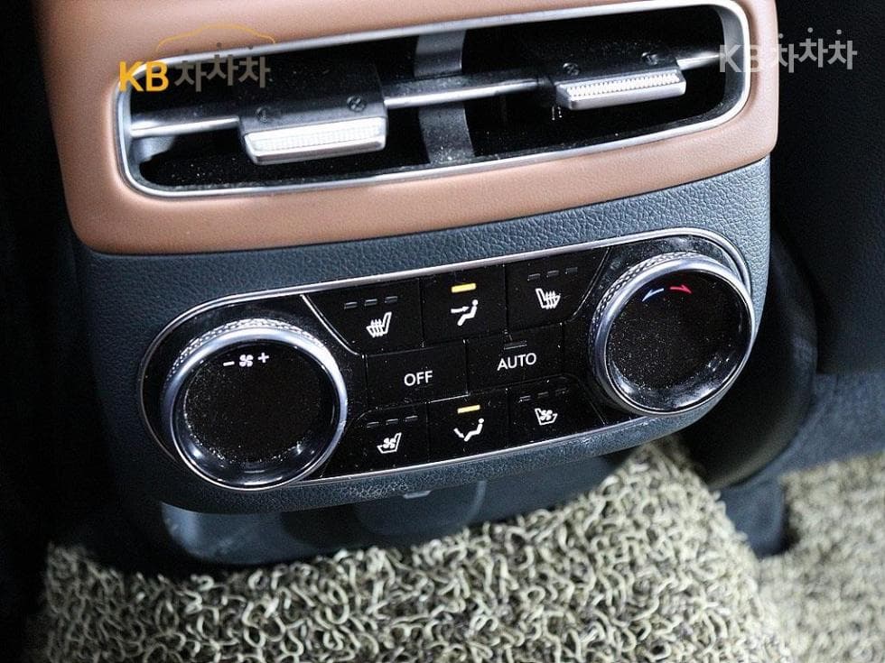Genesis GV70Gasoline 2.5T AWD - 14