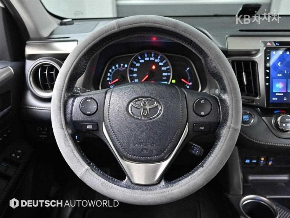 Toyota RAV42.5 2WD - 13