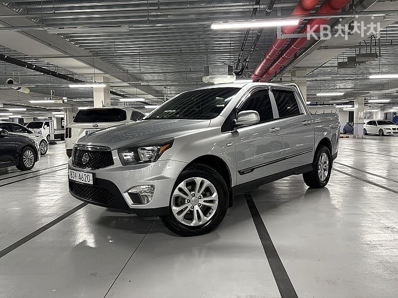 КейДжи Мобилити Корандо Спорт (pickup variant) CX7 4x4 패션 - Image 1