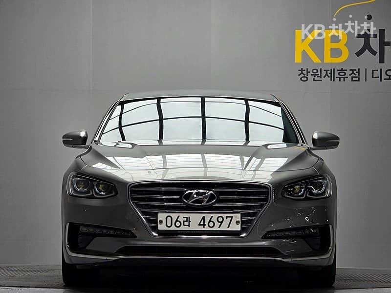 Хюндай Grandeur (Azera)IG Хибрид Exclusive Специал (специален признак/издание) - Image 1