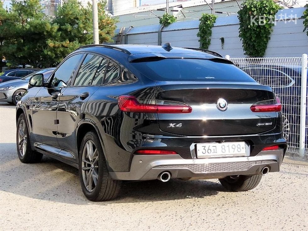 BMW New X4 (G02)xDrive 20d M Sport Pakage - 3
