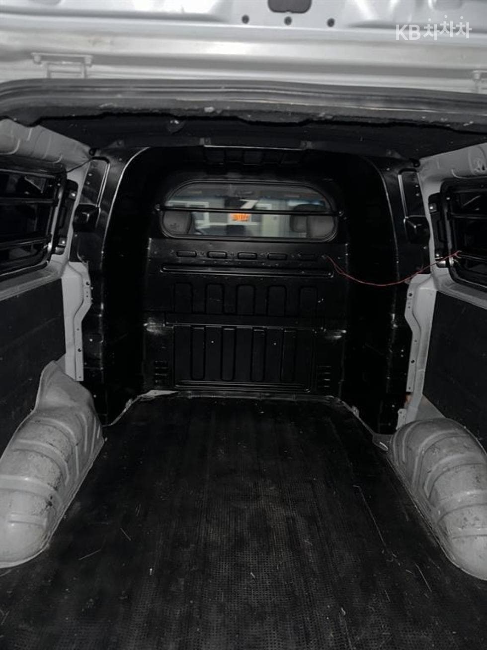 Хюндай Гранд Старекс5-местен Ван CVX Лукс - 6