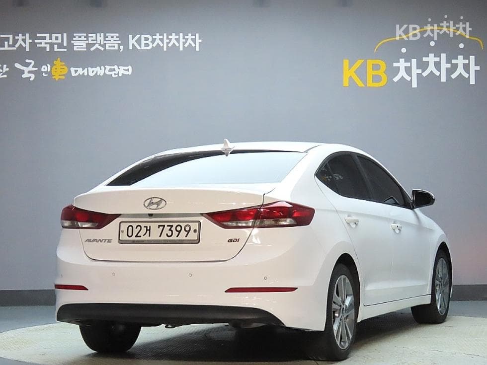 Хюндай Avante (Elantra)AD1.6 GDi Value Plus - 2