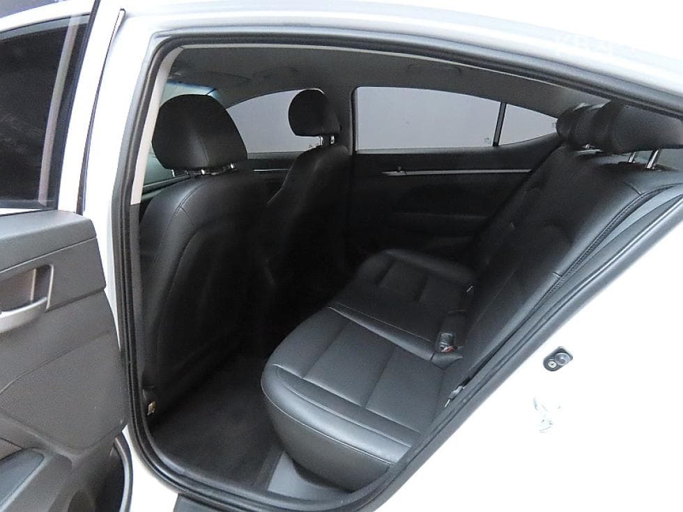 Хюндай Avante (Elantra)AD1.6 GDi Value Plus - 11