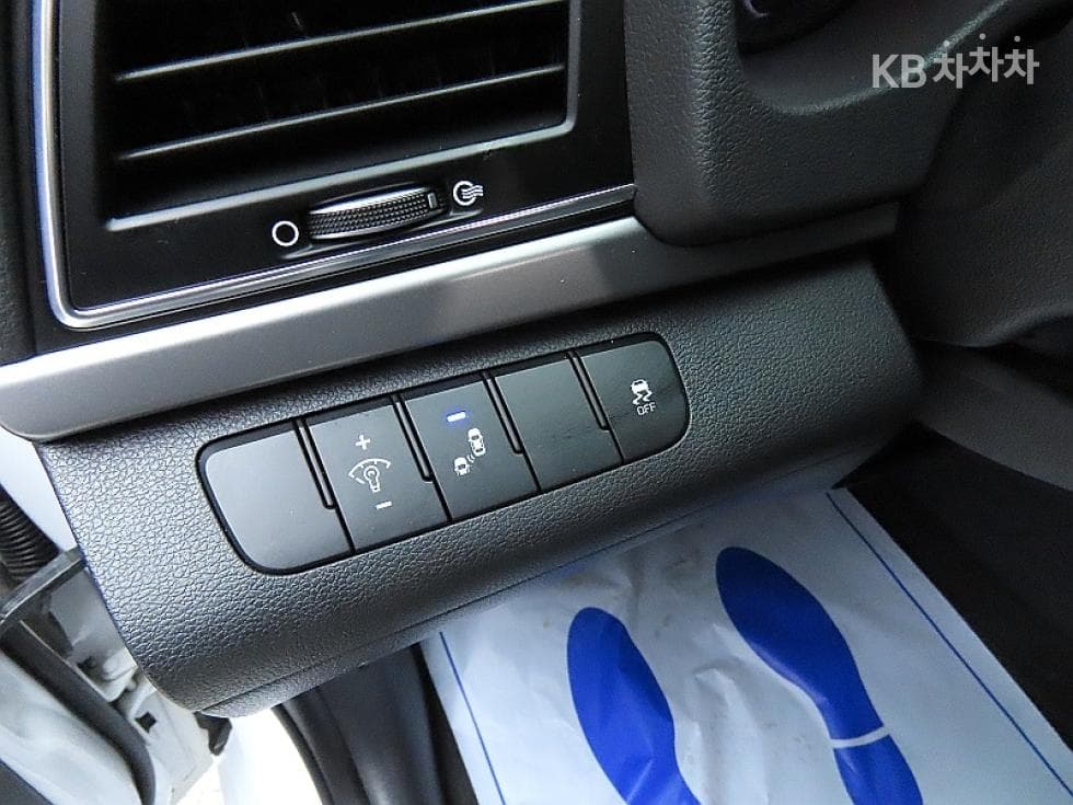 Хюндай Avante (Elantra)AD1.6 GDi Value Plus - 12