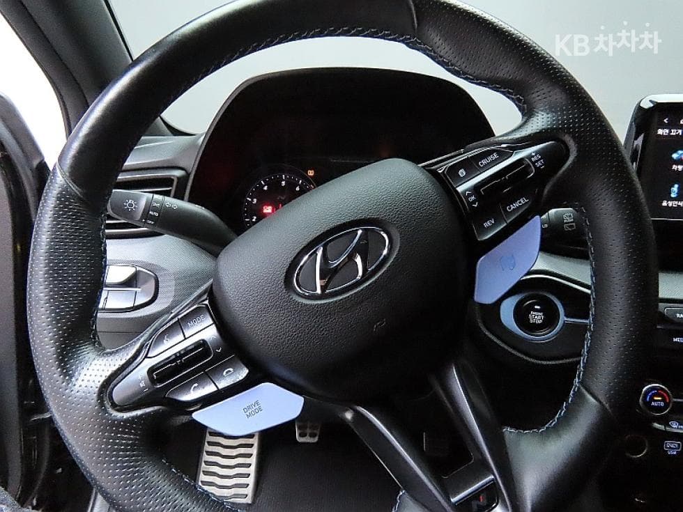 Хюндай Велестор N2.0 Турбо Бензин Директ Инжекция - 18