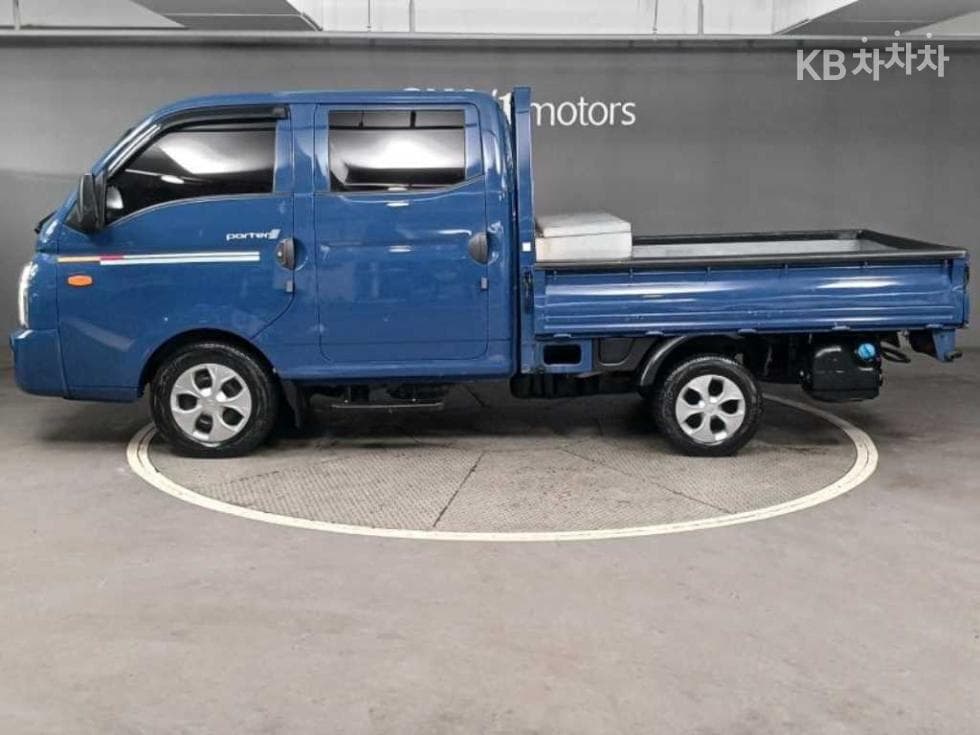 Hyundai Porter 2Extra Long Double Cab CRDi Smart - 3