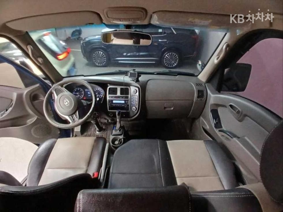 Hyundai Porter 2Extra Long Double Cab CRDi Smart - 6