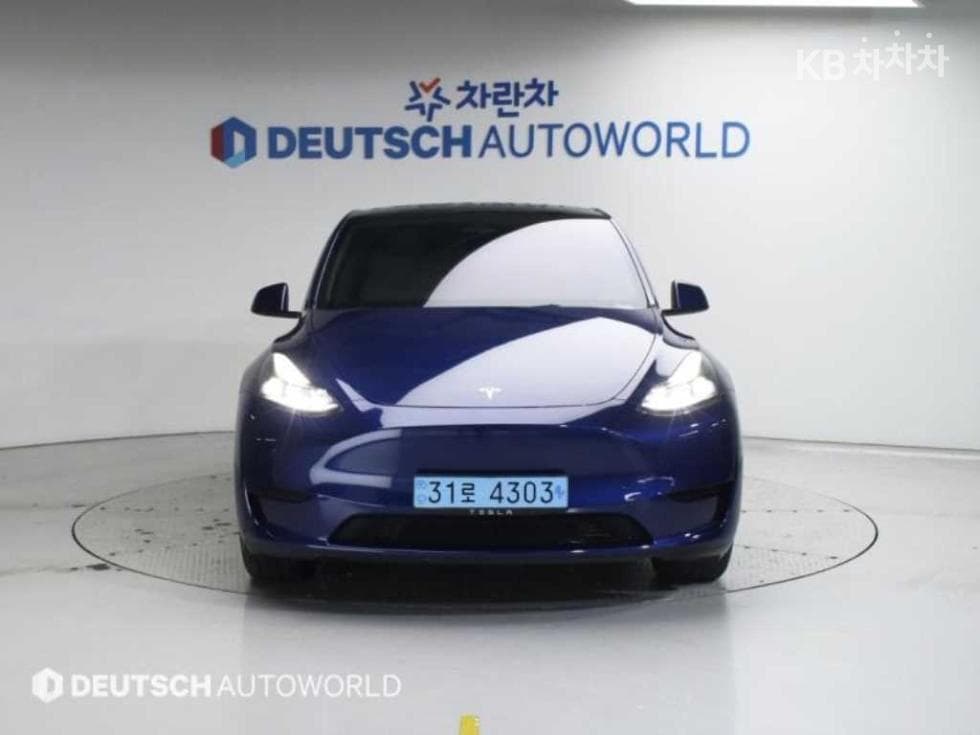 Tesla Model Y RWD Base - Image 3