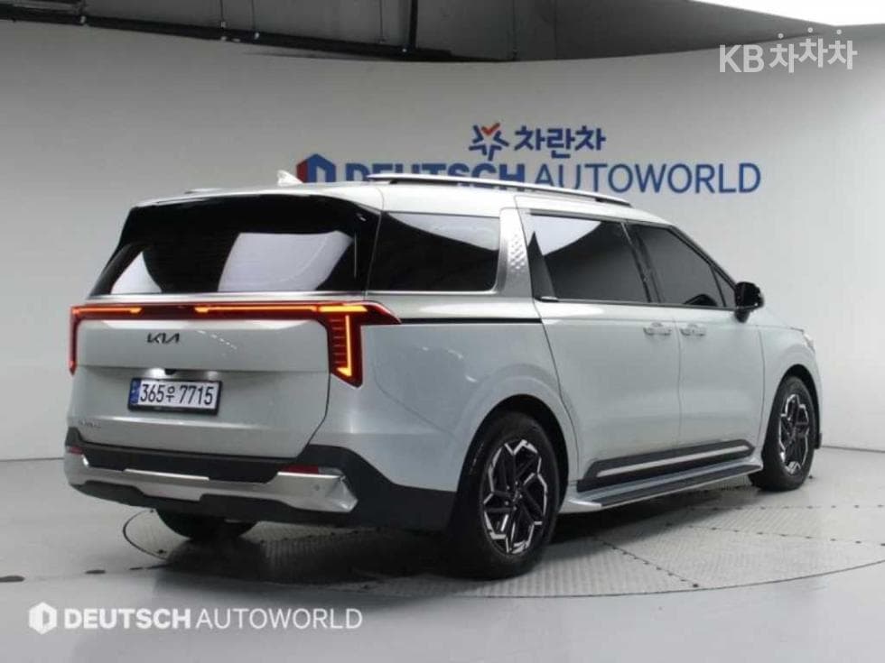 Kia The New Carnival 4th Generation G3.5 GDI 9 Passenger Noblesse - Image 2