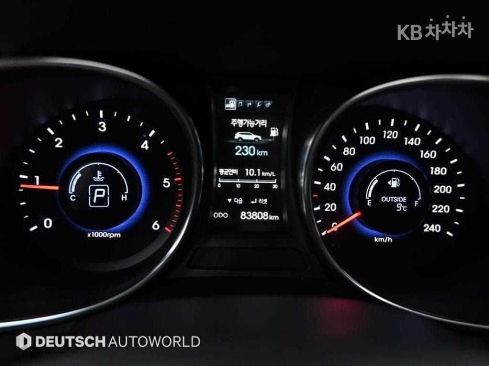 Хюндай 맥스CruzeДизел(e-VGT)2.2 2WD Exclusive 7-местен (Лимузин) Стандартен - 8