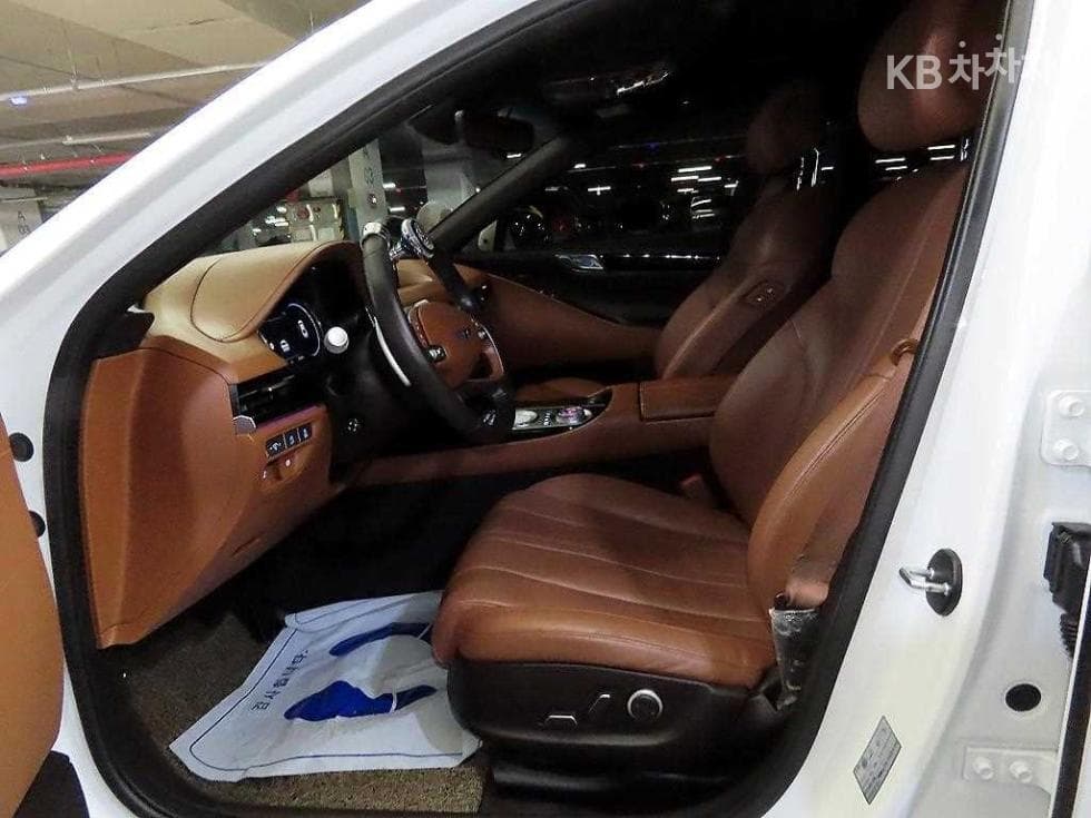 Дженезис G80(RG3)2.5 Турбо Бензин Директ Инжекция AWD - 6