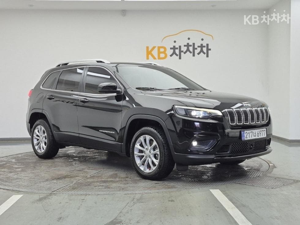 지프 체로키(KL)2.4 Бензин AWD Longitude High - 2