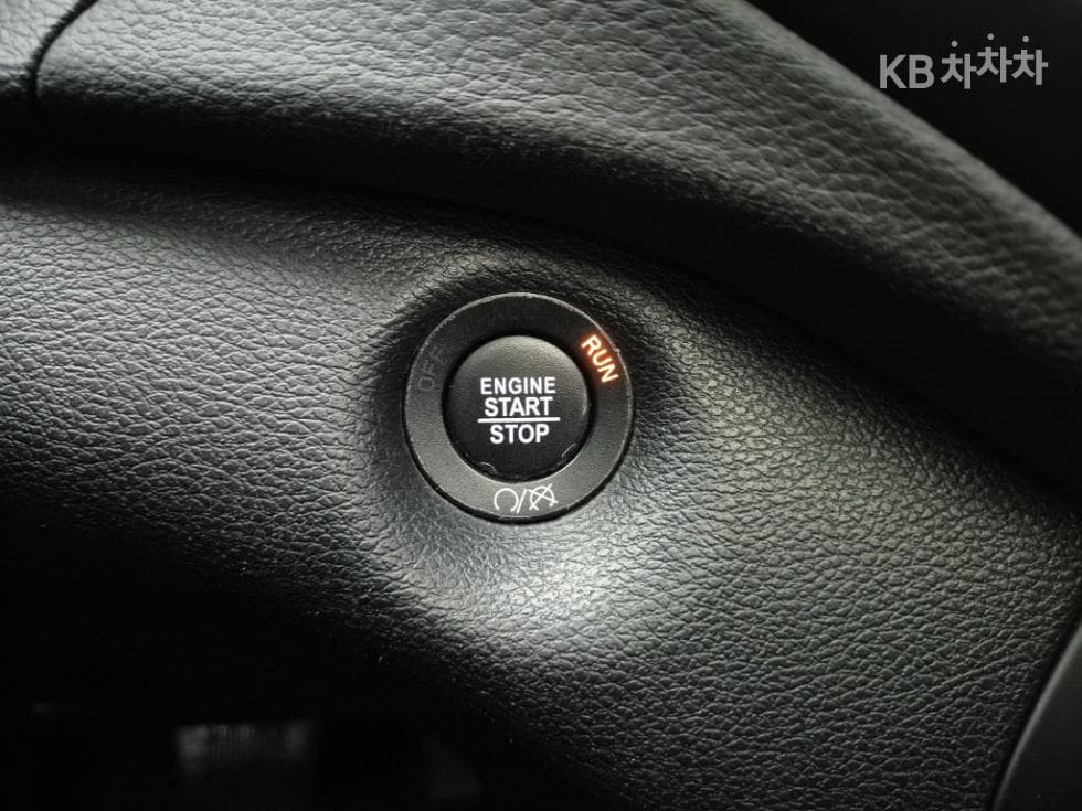 지프 체로키(KL)2.4 Бензин AWD Longitude High - 17