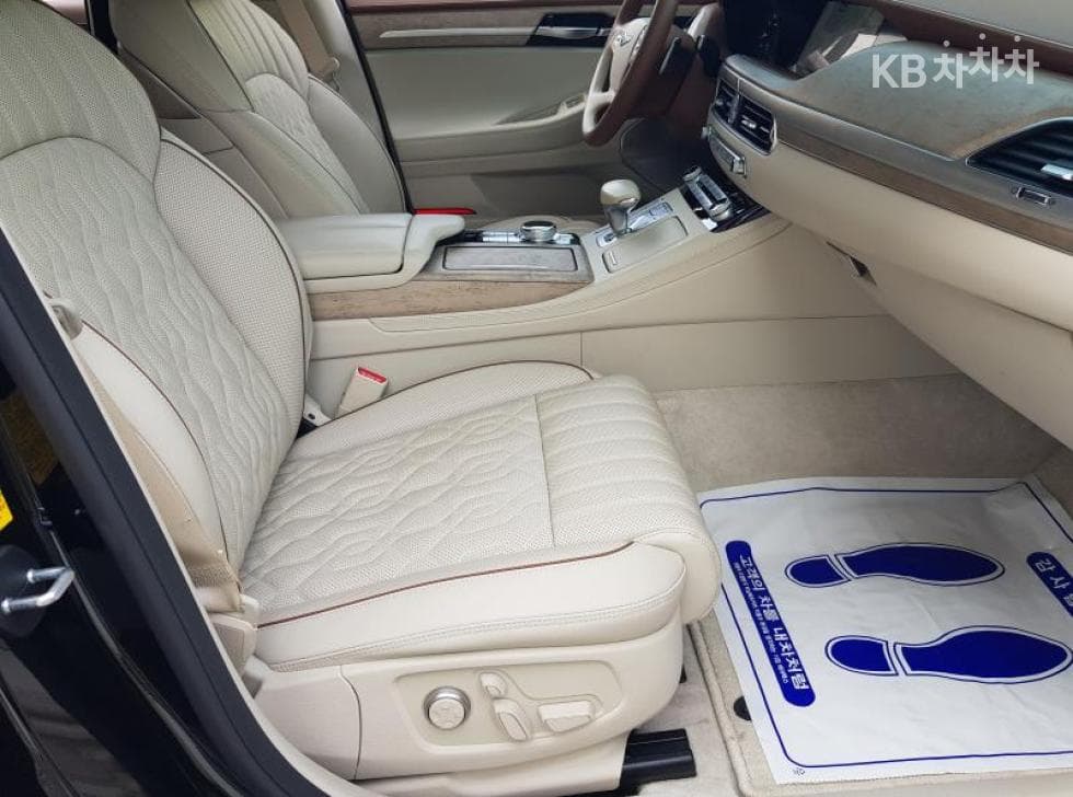 Дженезис G905.0 GDi AWD Престиж Лимузин - 12