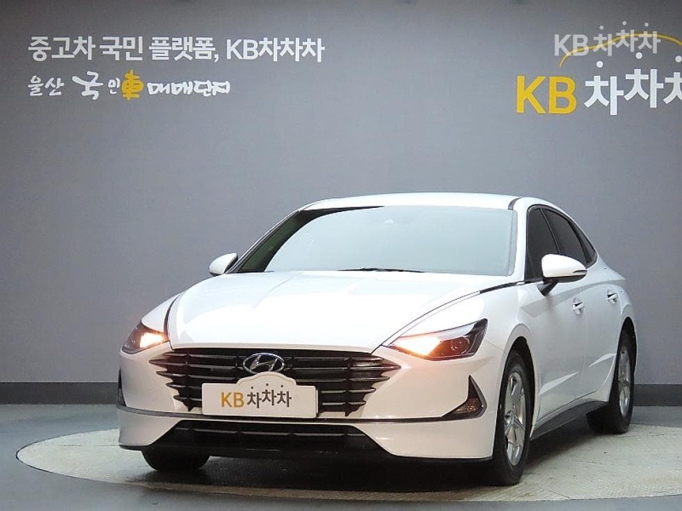 Hyundai Sonata (DN8) 2.0 Smart - Image 1
