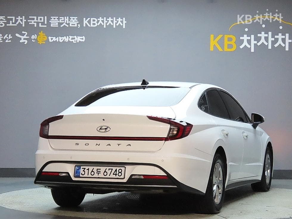 Hyundai Sonata (DN8)2.0 Smart - 2