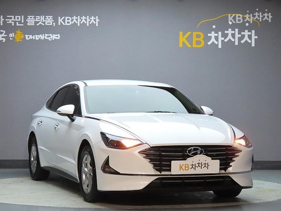 Hyundai Sonata (DN8)2.0 Smart - 3